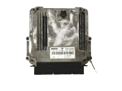 Calculateur 0281017977 237100899R 237101487R Renault Bosch 22479