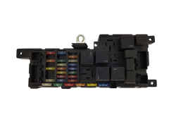 Boîtier Fusibles 518787205 8678449 Volvo