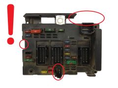 Calculateur BSM B5 9643537880 PSA Delphi 1215 Calculateur BSM B5 9643537880 PSA Delphi 1215