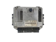 Calculateur 0281011776 8200391966 8200386508 Renault Bosch 42760