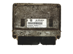 Calculateur 03E906033R 5WP44224 02 VW Siemens 19096
