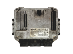 Calculateur PSA 0281011785 9658556880 Bosch 30412