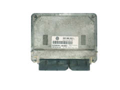 Calculateur 03E906033L 5WP40194 05 VW Siemens 32448