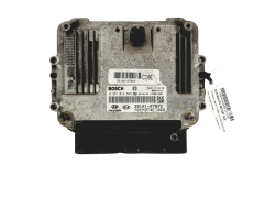 Calculateur 0281012669 39101-27825 Kia Bosch