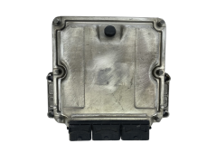Calculateur 0281010979 8200039569 8200197966 Renault Bosch 50130