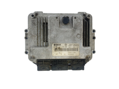 Calculateur 0281011776 8200391966 8200386508 Renault Bosch 46317