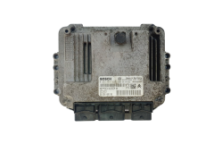 Calculateur 0281011233 9655600680 9653239880 PSA Bosch 47488