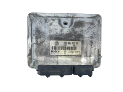 Calculateur 038906013AB 0281001911 Seat Bosch 63861