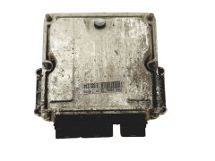 Calculateur PSA 0281010592 9642014880 Bosch 28034