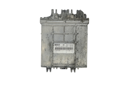 Calculateur 8200059880 7700113283 0281010143 Renault Bosch 40525