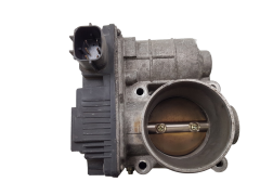 Boitier Papillon D’admission Nissan Almera RME50-02 SERA576-01 1.8 16V Hitachi
