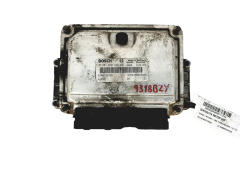 Calculateur 0281010442 8200199726 8200049306 Renault Bosch 24515