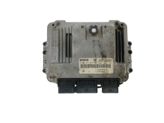 Calculateur 0281011276 8200305678 8200304606 Renault Bosch 39878