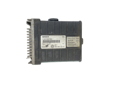 Calculateur 0261200306 030906022N VW Bosch 61963 Calculateur 0261200306 030906022N VW Bosch 61963