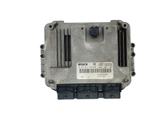 Calculateur 0281011549 8200391966 8200370779 Renault Bosch 45754