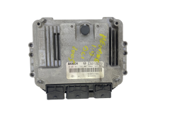Calculateur 0281011549 8200391966 8200370779 Renault Bosch 56587