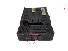 Calculateur BCM L2N Nissan 284B2AX620 21676270-2A 18512
