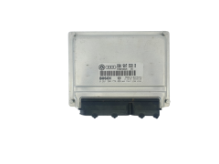 Calculateur Ecu Audi 8D0907558B 0261204774 Bosch 40801