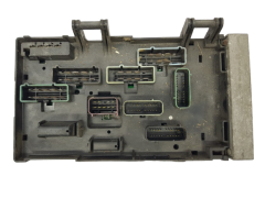 Boîtier Fusibles Chrysler 04869001AJ 04869204AM 19600
