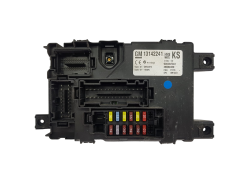 Calculateur Opel 13142241 000292540 28084929 GM 19143