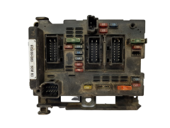 Calculateur BSM B3 9650664080 PSA Delphi 14995 Calculateur BSM B3 9650664080 PSA Delphi 14995