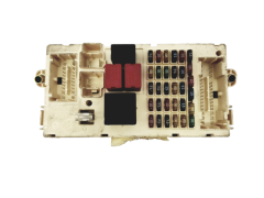 Calculateur 46558758 51711428 Alfa Romeo 18015