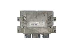 Calculateur S120202121A 8201076738 8200700600 Renault Continental 43900