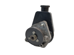 Pompe De Direction Assistée 7700842715 7700869743 1.4 Renault Clio 7700850233