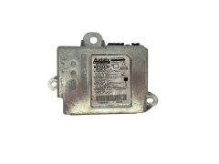 Calculateur 8200481127 604289600 Renault Autoliv