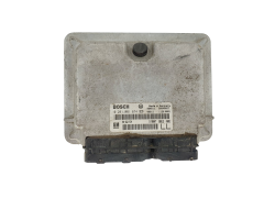 Calculateur 90562574 0281001674 Opel Bosch 46094