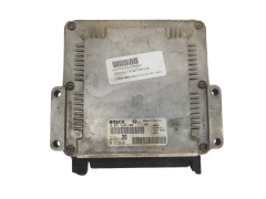 Calculateur 0281010138 9636255480 26FM0136 PSA Bosch 3318