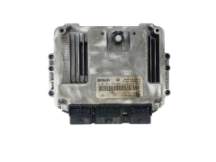 Calculateur 0281011088 8200184294 8200277898 Renault Bosch 45747