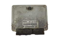 Calculateur 0281010050 09181243 DY 28SA4109 Opel Bosch 13447