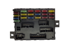 Boîtier Fusibles Lancia 46776086 A223 20139