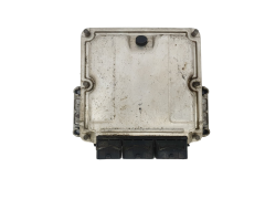 Calculateur Renault 0281011105 8200091432 8200243786 Bosch 39381