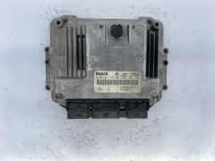 Calculateur 0281011275 8200305678 8200269879 Renault Bosch 52282