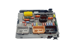 Calculateur BSM-R02-00 9675877980 PSA Delphi 40399 Calculateur BSM-R02-00 9675877980 PSA Delphi 40399