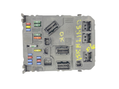 Calculateur BSI E03-00 S118085120E 9653667780 PSA Siemens 59084