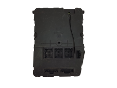 Calculateur UCH N3 8200433198 S118400260E Renault Siemens 20742 Calculateur UCH N3 8200433198 S118400260E Renault Siemens 20742