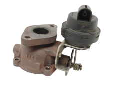 Soupape  Egr 8200611709 8200968414 2.0 DCI Renault 1429