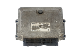 Calculateur Alfa Romeo 55198492 0281011488 Bosch 38358