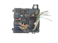 Calculateur UPC X84 N3 8200306033A S118399300J Renault Siemens 59022 Calculateur UPC X84 N3 8200306033A S118399300J Renault Siemens 59022