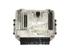 Calculateur 0281012986 9661879880 9661961380 PSA Bosch 18439 Calculateur 0281012986 9661879880 9661961380 PSA Bosch 18439
