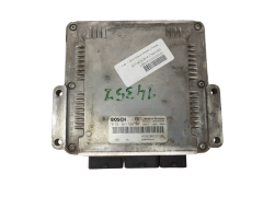 Calculateur 0281011562 8200323120 8200362943 Renault Bosch 3538