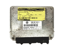Calculateur 3B0907557C 5WP4332 Volkswagen Siemens 18778