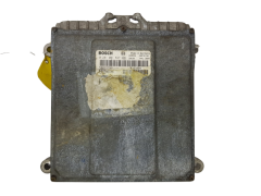 Calculateur Iveco 500332361 0281001537 28RTE738 Bosch
