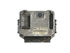 Calculateur 0281012058 8200311550 8200441820 Renault Bosch 37074