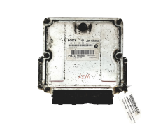 Calculateur 0281011062 P04727665AB Chrysler Bosch 