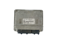 Calculateur 03E906023B 5WP40412 04 VW SKODA Siemens 35534