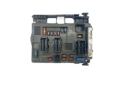 Calculateur BSM-B2 T118470002E 9643498980 PSA Siemens 40119 Calculateur BSM-B2 T118470002E 9643498980 PSA Siemens 40119